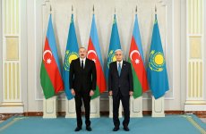 Prezident İlham Əliyevin Astanada rəsmi qarşılanma mərasimi olub (YENİLƏNİB) (FOTO)