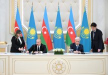 Azərbaycan-Qazaxıstan sənədləri mübadilə olunub (FOTO) (YENİLƏNİB)