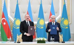 Azərbaycan-Qazaxıstan sənədləri mübadilə olunub (FOTO) (YENİLƏNİB)