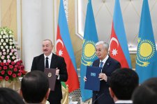Azərbaycan-Qazaxıstan sənədləri mübadilə olunub (FOTO) (YENİLƏNİB)