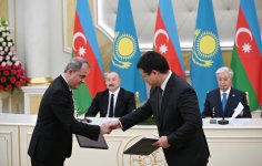 Azərbaycan-Qazaxıstan sənədləri mübadilə olunub (FOTO) (YENİLƏNİB)