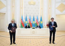 Azərbaycan-Qazaxıstan sənədləri mübadilə olunub (FOTO) (YENİLƏNİB)