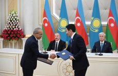 Azərbaycan-Qazaxıstan sənədləri mübadilə olunub (FOTO) (YENİLƏNİB)
