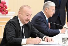 Azərbaycan-Qazaxıstan sənədləri mübadilə olunub (FOTO) (YENİLƏNİB)