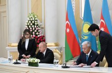 Azərbaycan-Qazaxıstan sənədləri mübadilə olunub (FOTO) (YENİLƏNİB)