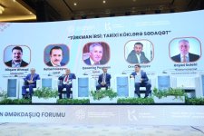 “Türkman irsi: tarixi köklərə sədaqət” adlı panel müzakirəsi təşkil olunub (FOTO)