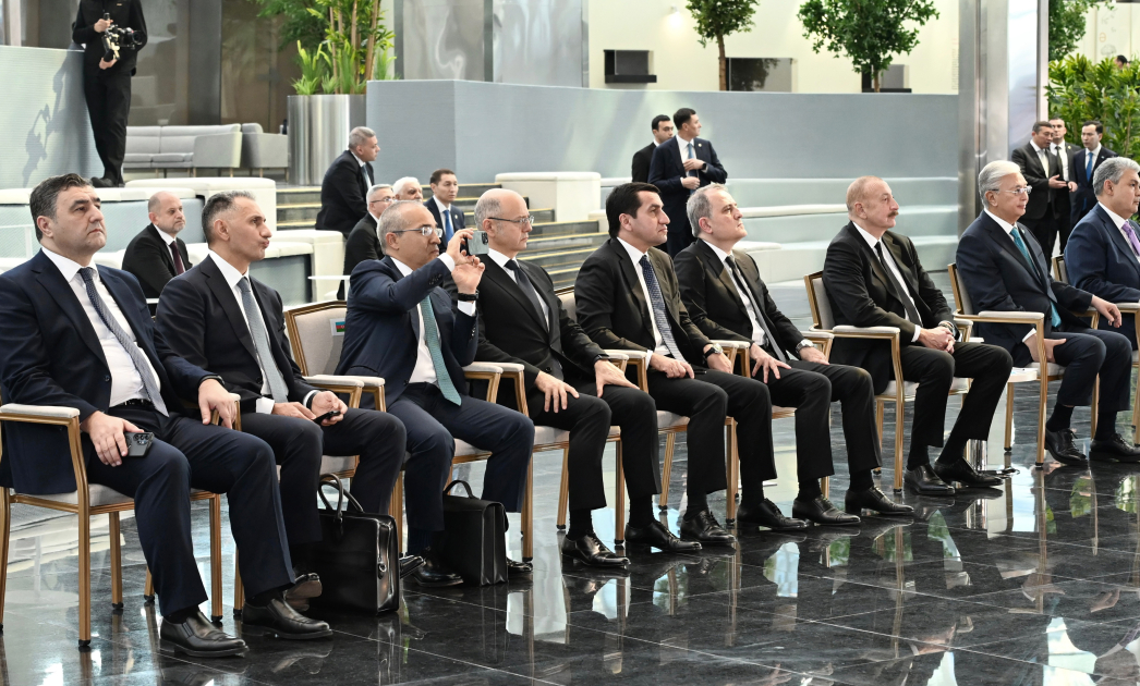Prezident İlham Əliyev və Prezident Kasım-Jomart Tokayev Astanada “Alem.ai” Beynəlxalq Süni İntellekt Mərkəzində olublar (FOTO)
