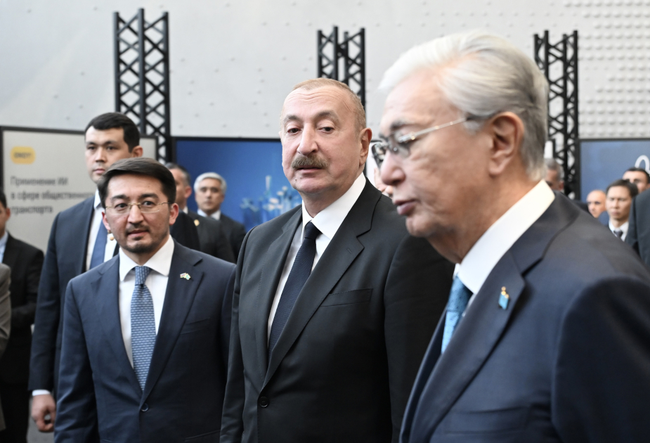 Prezident İlham Əliyev və Prezident Kasım-Jomart Tokayev Astanada “Alem.ai” Beynəlxalq Süni İntellekt Mərkəzində olublar (FOTO)