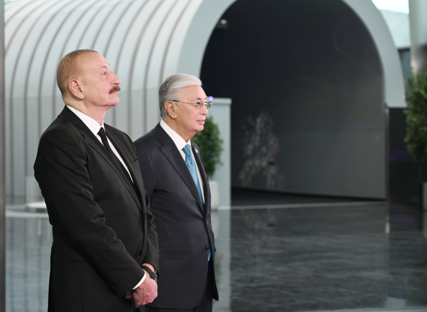 Prezident İlham Əliyev və Prezident Kasım-Jomart Tokayev Astanada “Alem.ai” Beynəlxalq Süni İntellekt Mərkəzində olublar (FOTO)