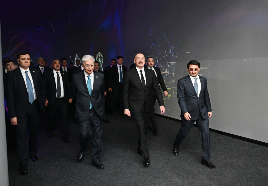 Prezident İlham Əliyev və Prezident Kasım-Jomart Tokayev Astanada “Alem.ai” Beynəlxalq Süni İntellekt Mərkəzində olublar (FOTO)