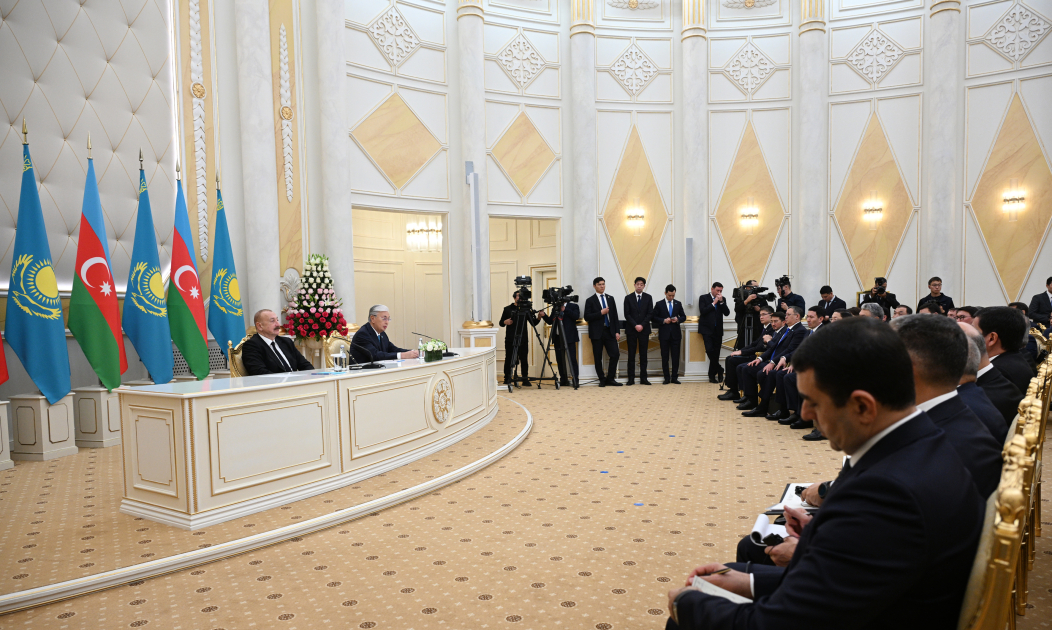 Prezident İlham Əliyev və Kasım-Jomart Tokayev mətbuata bəyanatlarla çıxış ediblər (FOTO)