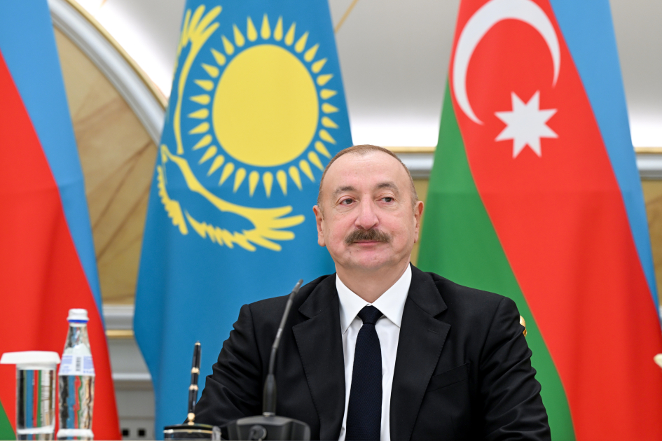 Prezident İlham Əliyev və Kasım-Jomart Tokayev mətbuata bəyanatlarla çıxış ediblər (FOTO)
