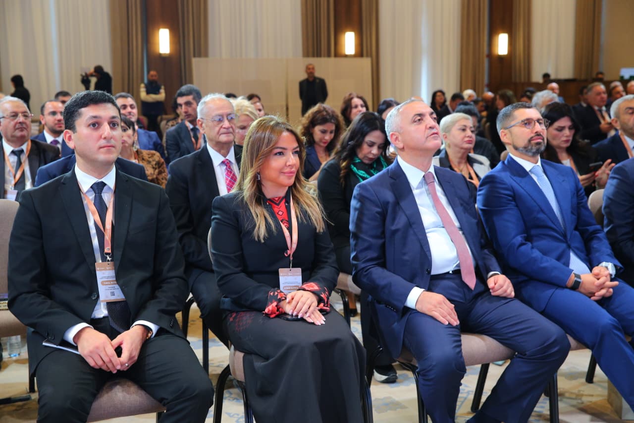 “Türkman irsi: tarixi köklərə sədaqət” adlı panel müzakirəsi təşkil olunub (FOTO)