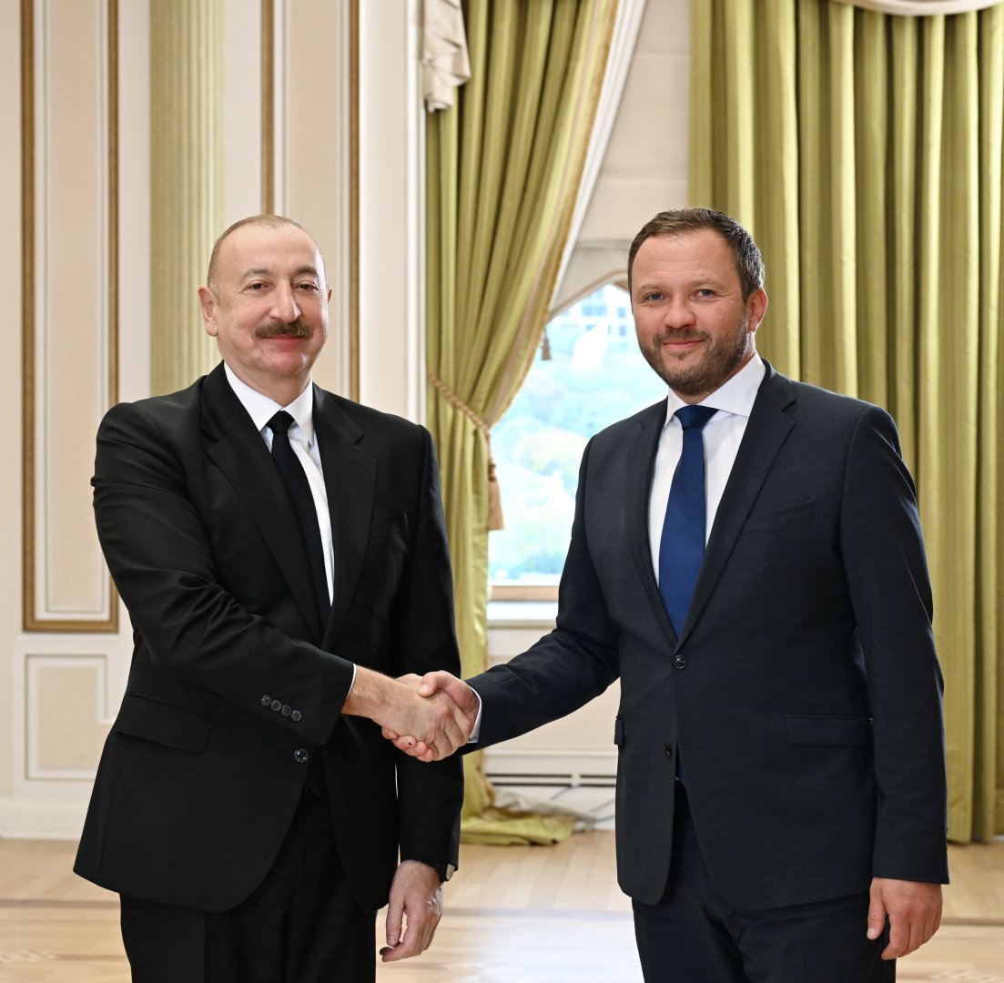 Prezident İlham Əliyev Estoniyanın xarici işlər nazirini qəbul edib (FOTO)