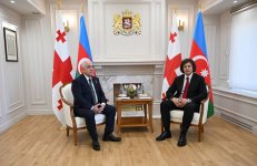 Əli Əsədov Tbilisidə İrakli Kobaxidze ilə görüşüb (FOTO) (YENİLƏNİB)