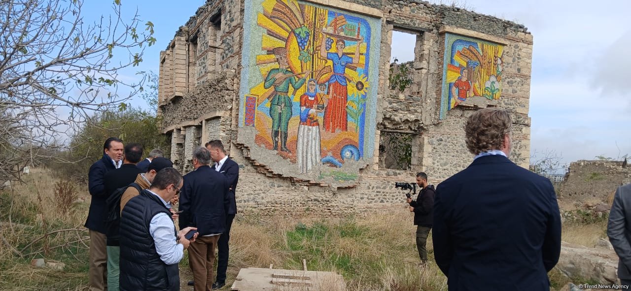 Beynəlxalq səyyahların Qarabağ və Şərqi Zəngəzura səfərinin ilk günü yekunlaşıb (FOTO) (YENİLƏNİB)
