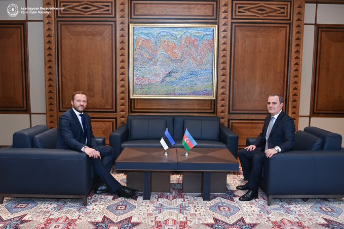 Azərbaycan və Estoniya XİN rəhbəri arasında təkbətək görüş başlayıb (YENİLƏNİB) (FOTO)
