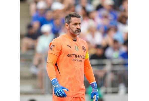 Çempionlar Liqasının ikiqat qalibi olan futbolçu karyerasını başa vurub