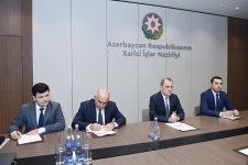 Ceyhun Bayramov TDT baş katibi Kubanıçbek Omuralıyevi qəbul edib (FOTO)