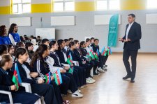 “Səyyar Gənclər Xidməti” layihəsi növbəti dəfə Quba gəncləri üçün yeni imkanlar yaradıb (FOTO)