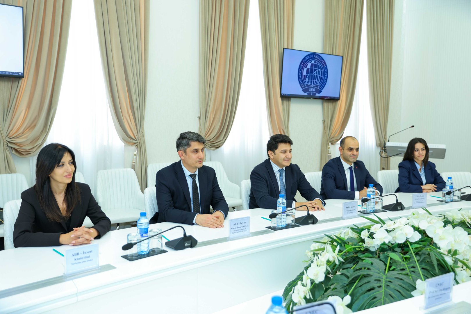UNEC və ABB Invest arasında strateji əməkdaşlıq memorandumu imzalanıb (FOTO)
