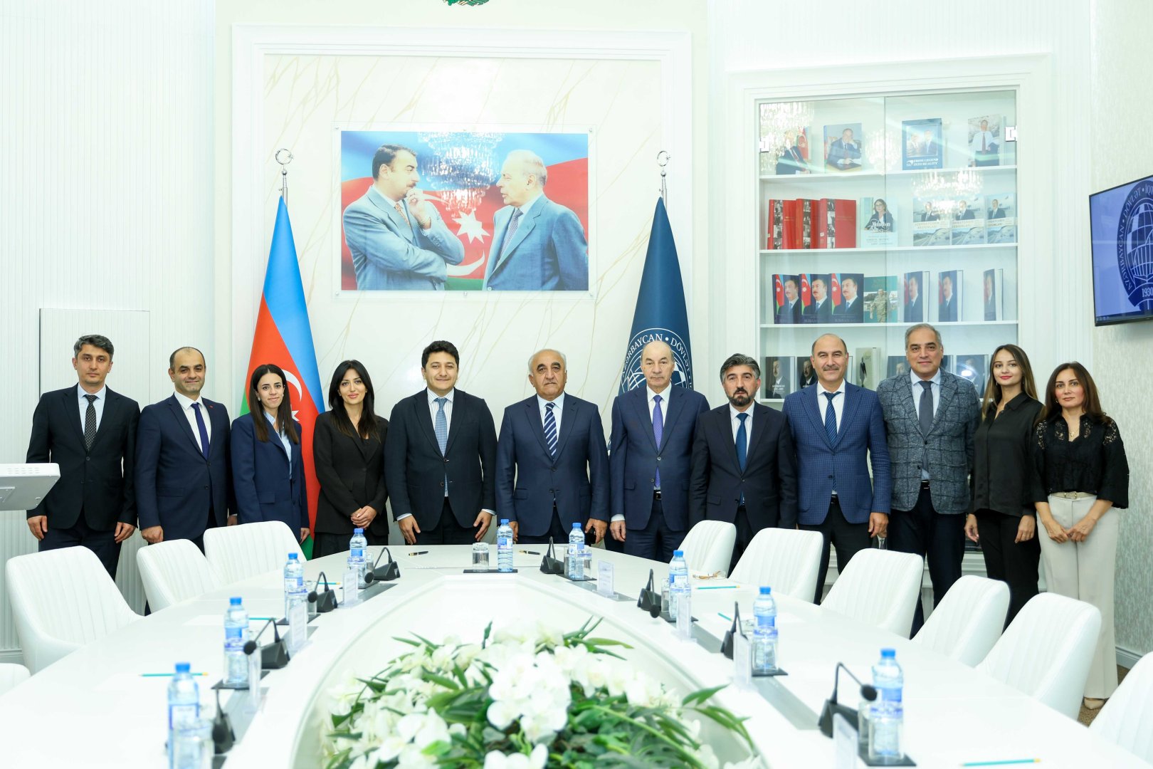 UNEC və ABB Invest arasında strateji əməkdaşlıq memorandumu imzalanıb (FOTO)