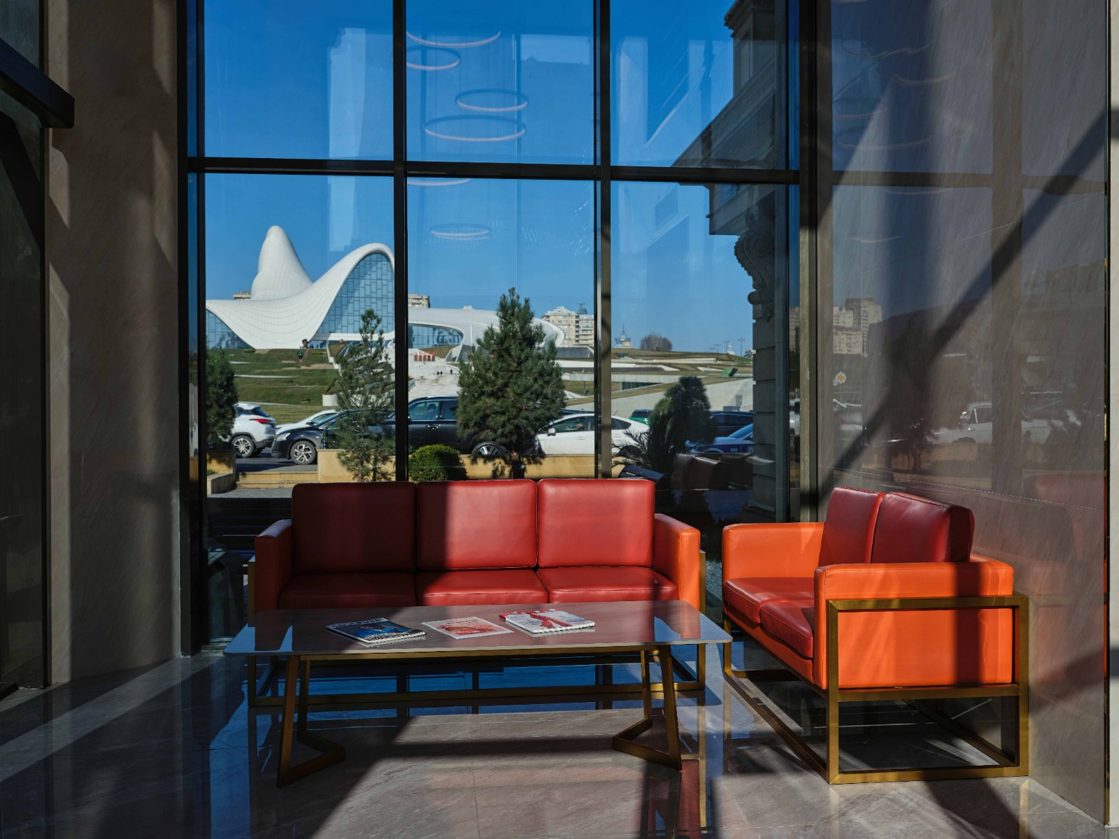 “Wyndham Garden Baku” hoteli bu gün 3 yaşını qeyd edir (FOTO)