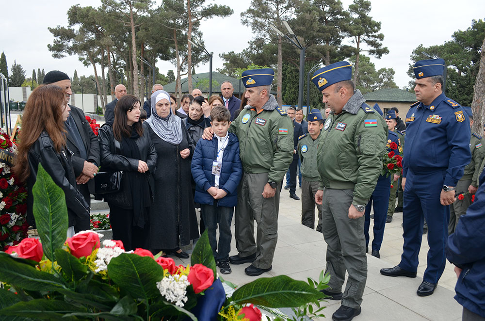 Vətən Müharibəsi Qəhrəmanı Ramiz Qasımovun anım mərasimi keçirilib (FOTO)