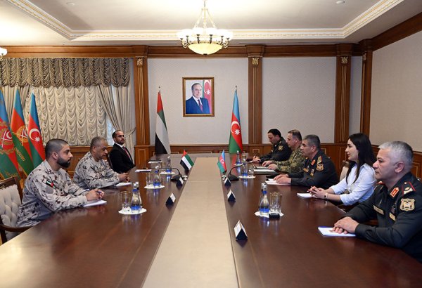 BƏƏ Xüsusi Əməliyyatlar Qüvvələrinin komandanı Azərbaycana səfər edib (FOTO)