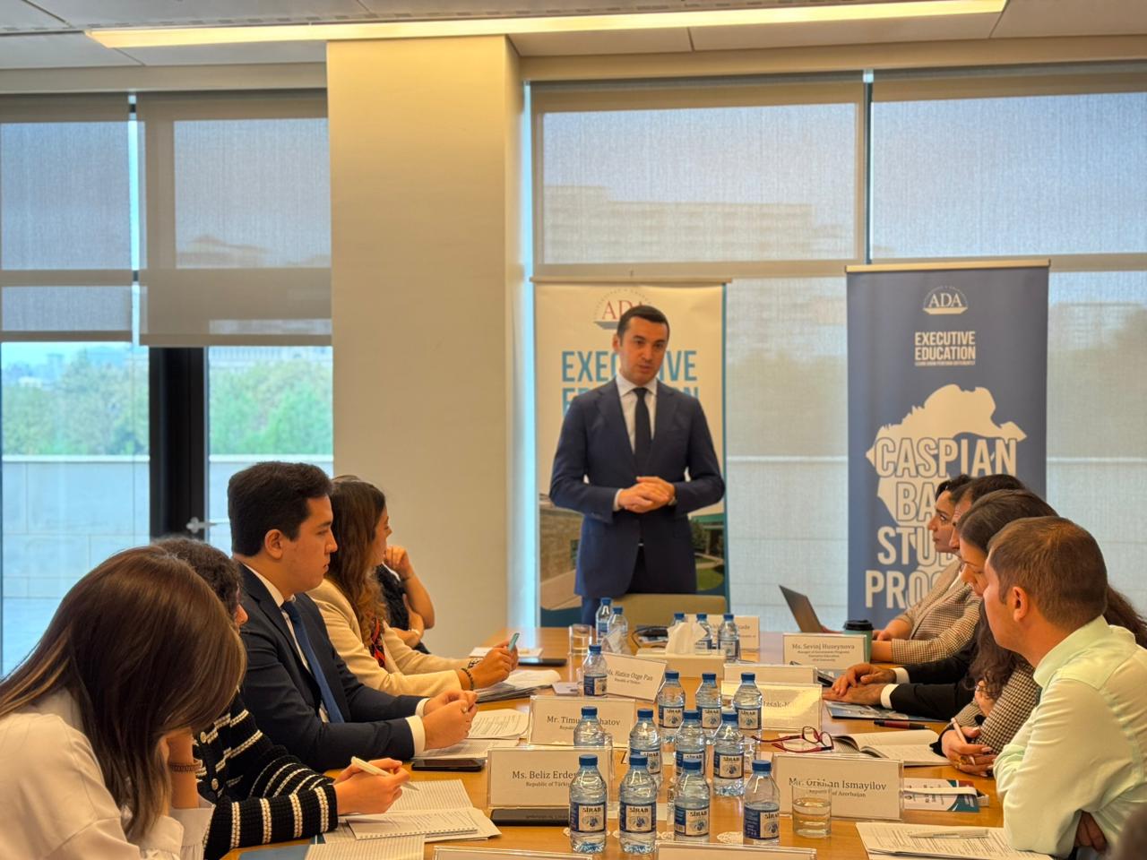 “Xəzər hövzəsi araşdırmaları” proqramı Türk Dövlətləri Təşkilatı üzv və müşahidəçi ölkələrin diplomatlarını bir araya gətirdi (FOTO)