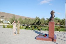 BƏƏ Xüsusi Əməliyyatlar Qüvvələrinin komandanı Azərbaycana səfər edib (FOTO)