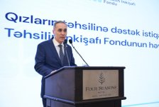 “Hənifə Məlikova-Zərdabi adına qızların təhsilinə dəstək-2025” təqaüd proqramının təqdimat mərasimi keçirilib (FOTO)