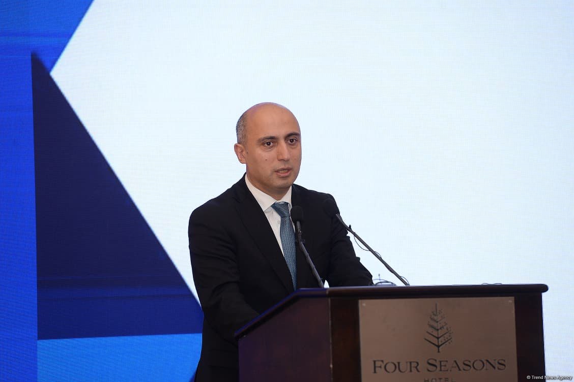 Nazir son illərdə oğlanların təhsil və tərbiyəsi ilə bağlı göstəricilərin narahatedici olduğunu deyib