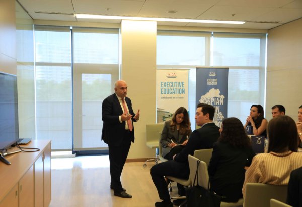 Diplomatlar Böyük Qayıdış prosesi haqqında məlumatlandırılıb (FOTO)