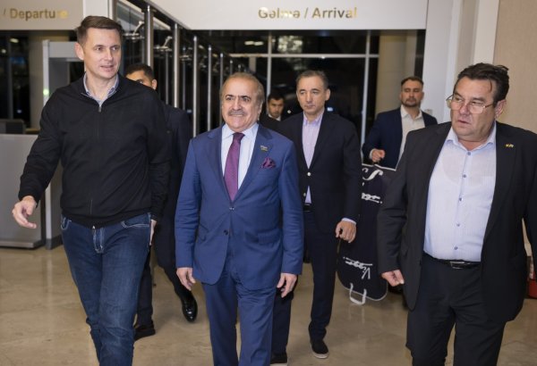 Rumıniya Parlamenti Senatının sədri Azərbaycandadır (FOTO)