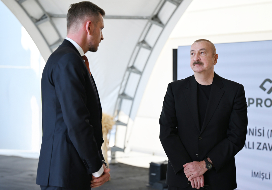 Prezident İlham Əliyev İmişlidə “Promalt” MMC-nin arpa emalı müəssisəsinin açılışında iştirak edib (FOTO)