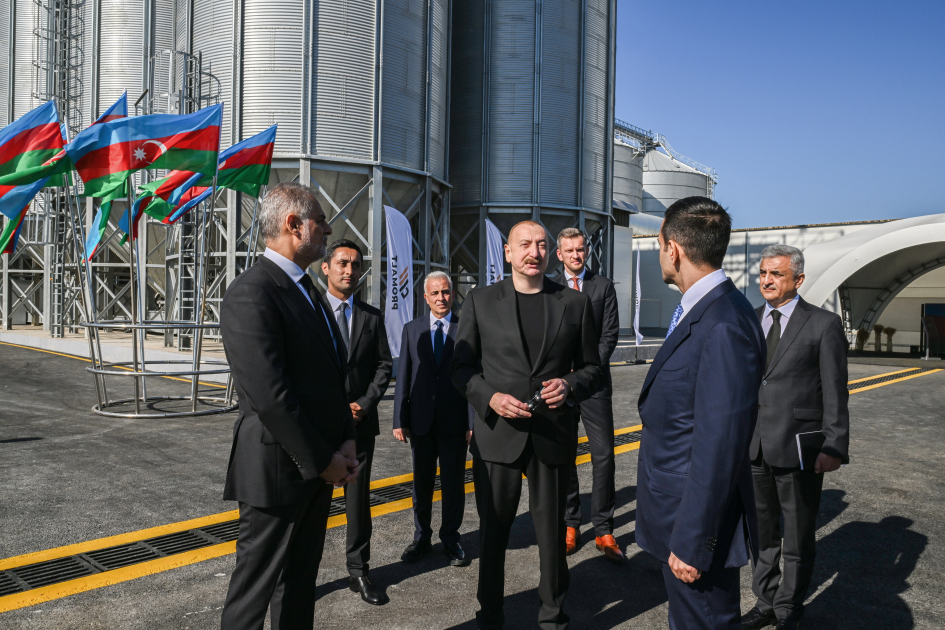 Prezident İlham Əliyev İmişlidə “Promalt” MMC-nin arpa emalı müəssisəsinin açılışında iştirak edib (FOTO)