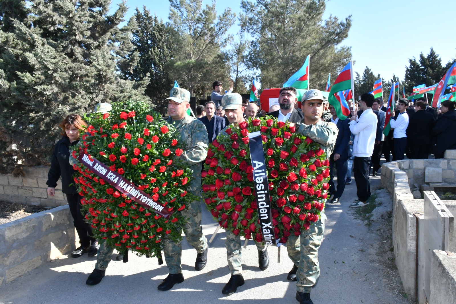 Birinci Qarabağ Müharibəsi şəhidi Abdulla Quliyevin Saray Şəhidlər Xiyabanında dəfn mərasimi keçirilib (FOTO)