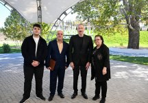 Prezident İlham Əliyev Cəbrayıl rayonunun Horovlu kəndinin sakinlərinə mənzillərin açarlarını təqdim edib (FOTO/VİDEO) (YENİLƏNİB)