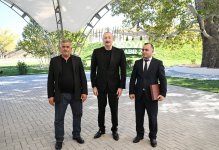 Prezident İlham Əliyev Cəbrayıl rayonunun Horovlu kəndinin sakinlərinə mənzillərin açarlarını təqdim edib (FOTO/VİDEO) (YENİLƏNİB)