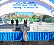 Prezident İlham Əliyev Cəbrayıl şəhər məscidinin təməlini qoyub (FOTO)