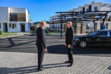 Prezident İlham Əliyev Zəngilan şəhərində 104 mənzilli yaşayış kompleksində görülmüş işlərlə tanış olub (FOTO)