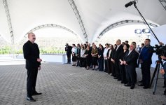 Prezident İlham Əliyev Zəngilanın Məmmədbəyli və Ağalı kəndlərinin sakinlərinə mənzillərin açarlarını təqdim edib (FOTO) (YENİLƏNİB)