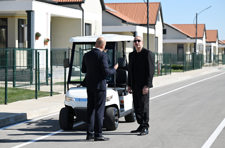 Prezident İlham Əliyev Cəbrayıl rayonunun Horovlu kəndinin birinci mərhələsinin açılışında iştirak edib (FOTO)