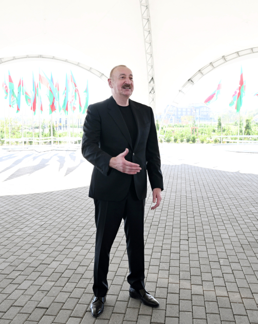 Prezident İlham Əliyev Zəngilanın Məmmədbəyli və Ağalı kəndlərinin sakinlərinə mənzillərin açarlarını təqdim edib (FOTO) (YENİLƏNİB)
