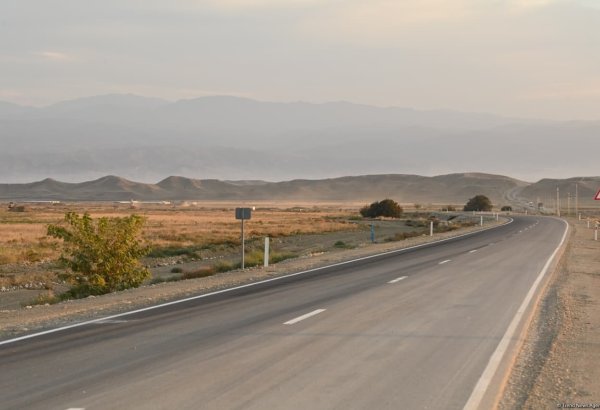 Cəbrayılda “Şəfəq” GES-ə çıxışı təmin edən avtomobil yolu salınır