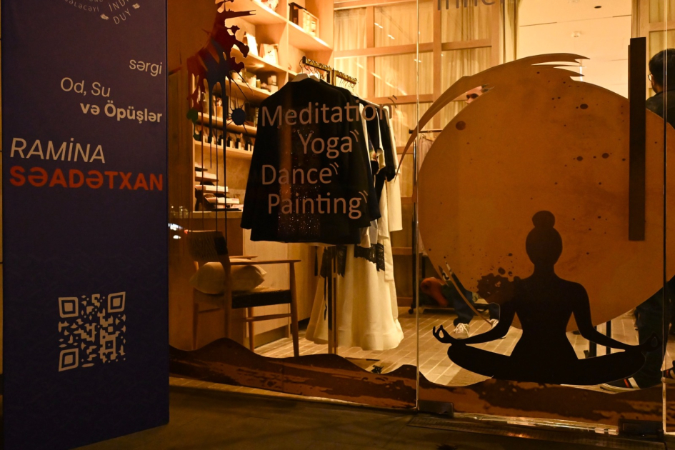 “Art Weekend” çərçivəsində “Od, Su və Öpüşlər" adlı sərgi açılıb (FOTO)