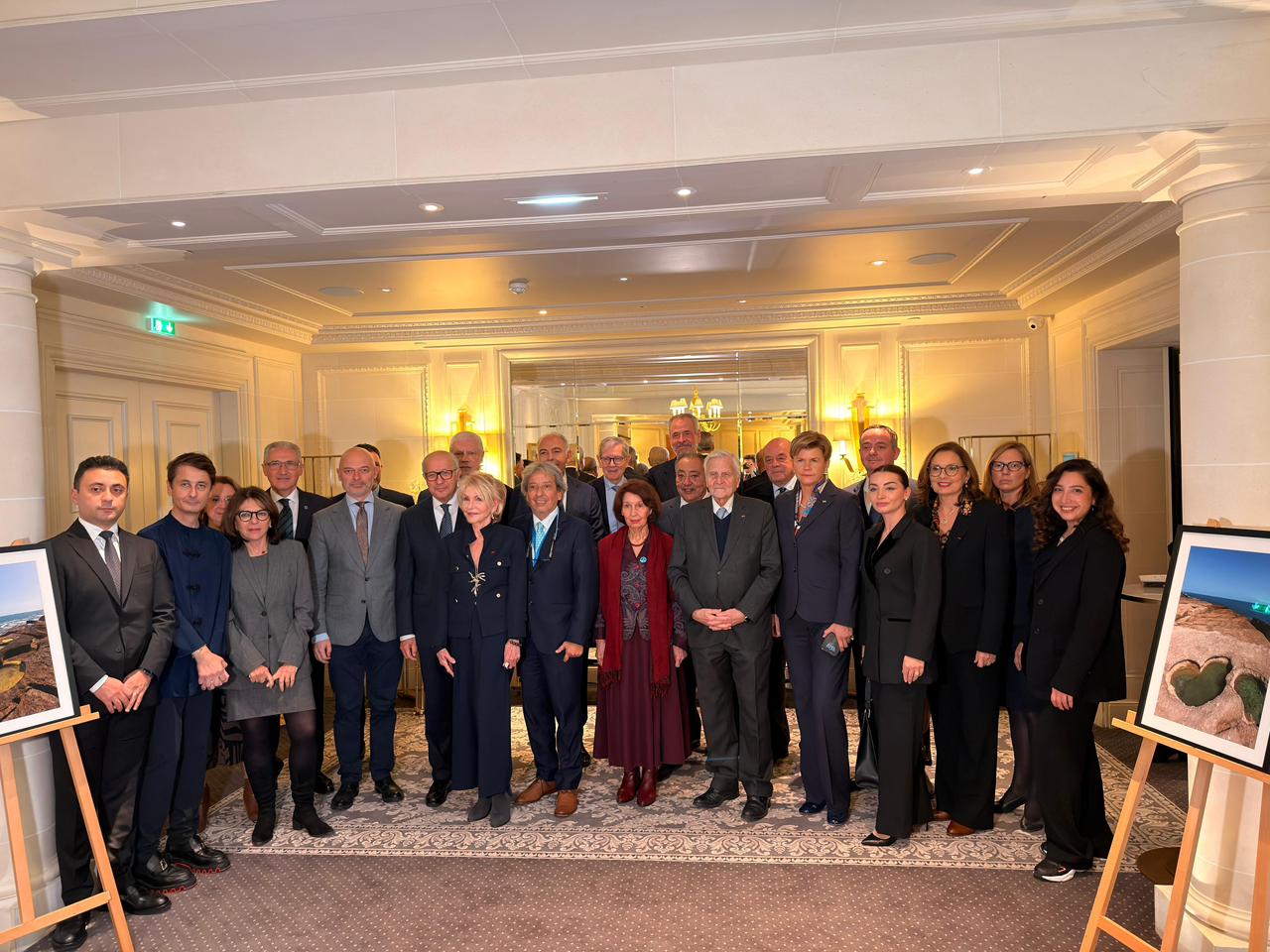 Paris Sülh Forumu çərçivəsində COP29-dan COP30-a keçid və XIII Qlobal Bakı Forumuna hazırlıq mövzusunda yüksək səviyyəli görüş keçirilib