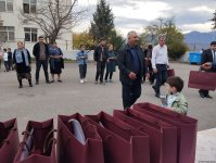 Ağdərənin Həsənriz kəndinə növbəti köç olub (FOTO) (YENİLƏNİB)