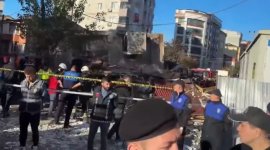 Türkiyənin Kocaeli şəhərində 7 mərtəbəli bina çöküb